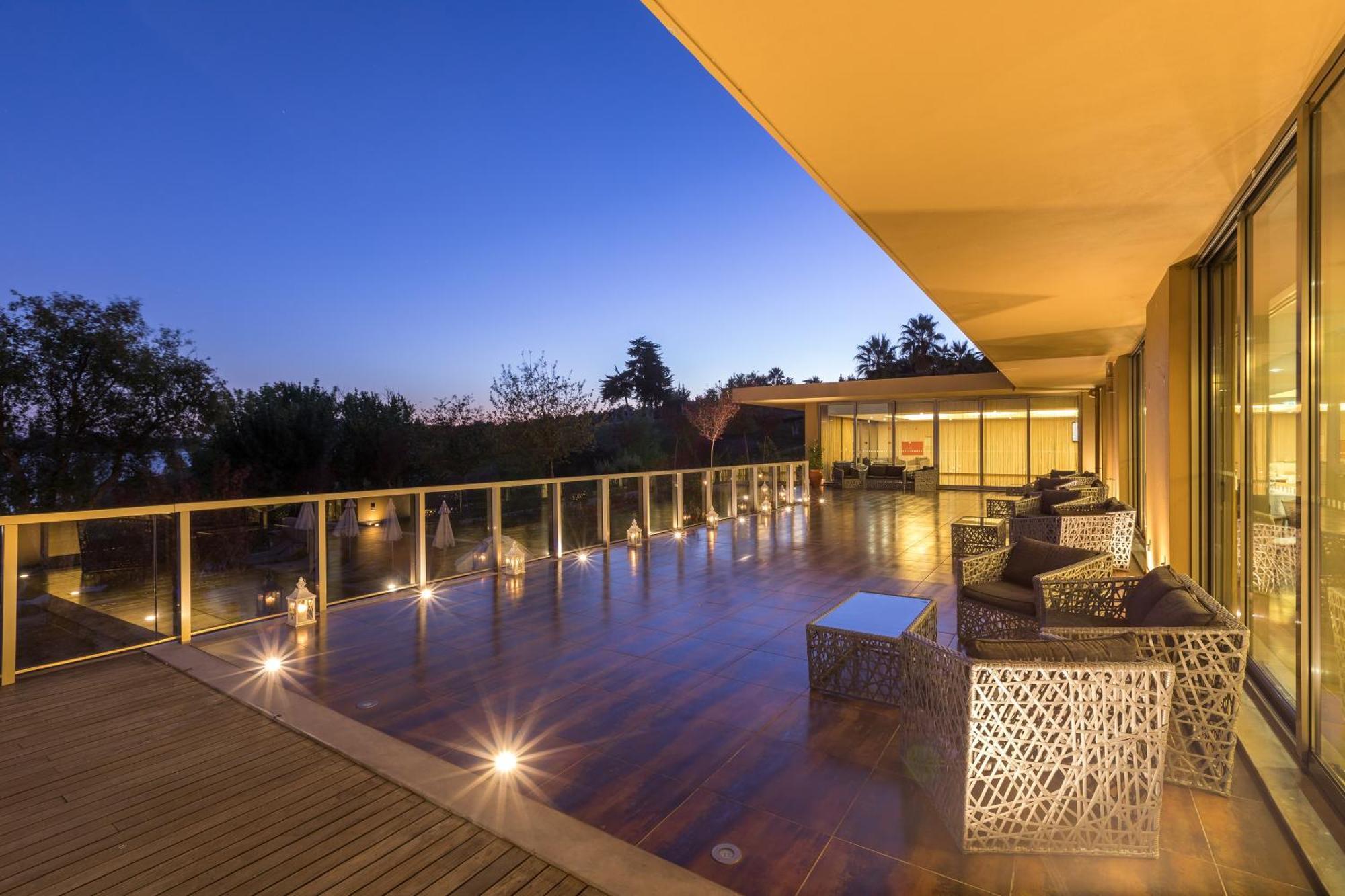 Ap Lago Montargil - Conference & Spa Buitenkant foto The Park, Hyderabad
